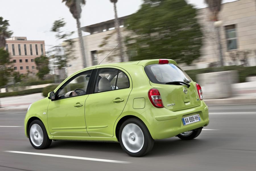  Nissan Micra 2010 года  (фото 61 из 70)